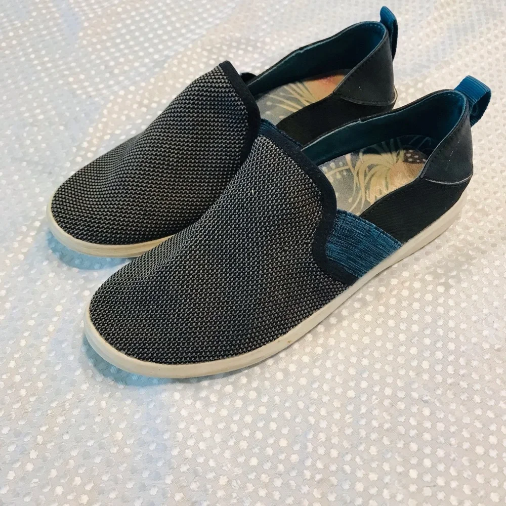 Olukai sneakers